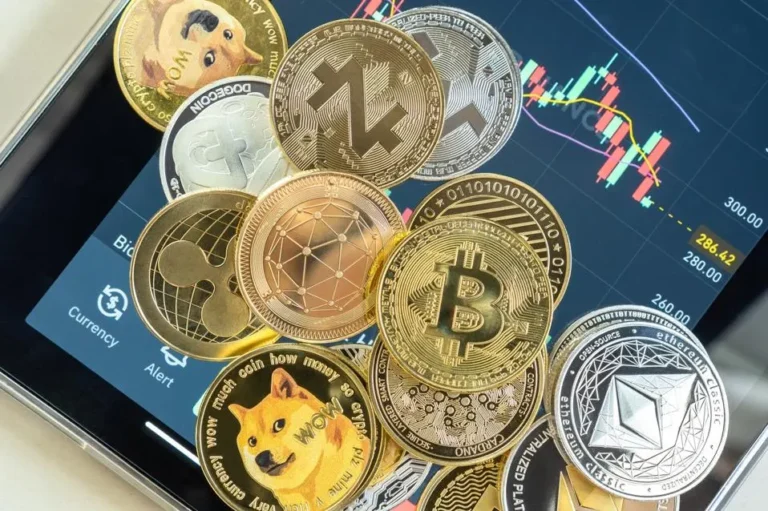 Altcoins and Regulation: Navigating an Uncertain LandscapeA Market Maturing Under Scrutiny